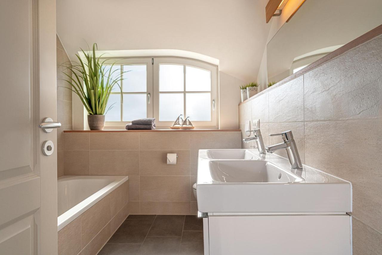 Ferien-Im-Duenenhaus Lasse Glowe Extérieur photo